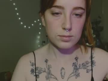 Elly_Rise Chaturbate stream image from July 18, 2026