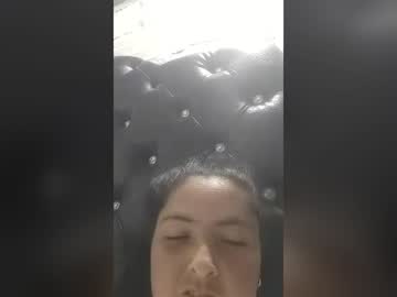 Yessica176187 Chaturbate stream image from July 18, 2026