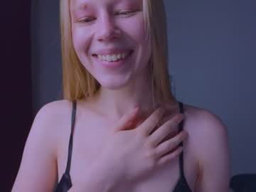 Hihi_Im_Chloe Chaturbate stream image from July 19, 2026