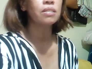 Aya2875 Chaturbate stream image from July 19, 2026