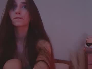 Lezyliza Chaturbate stream image from July 19, 2026