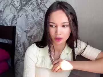 Serafinahattan Chaturbate stream image from July 19, 2026