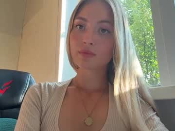 Deloiseniesman Chaturbate stream image from July 19, 2026