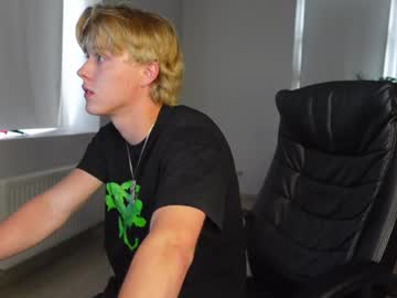 Eddie_Soltero Chaturbate stream image from July 19, 2026