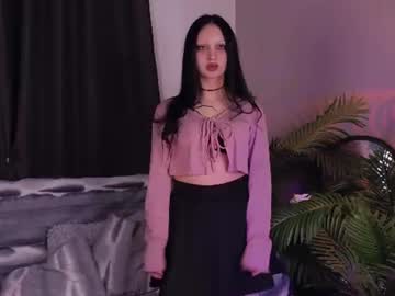 Distractedboyfriendtarget Chaturbate stream image from July 19, 2026