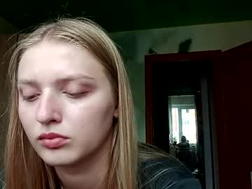Isarayner Chaturbate stream image from July 20, 2026