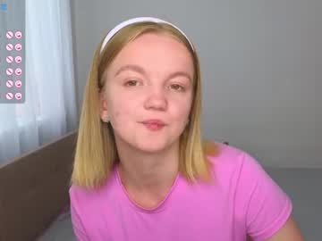 Katebunnys Chaturbate stream image from July 20, 2026