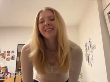 Cinderfuzz Chaturbate stream image from July 20, 2026
