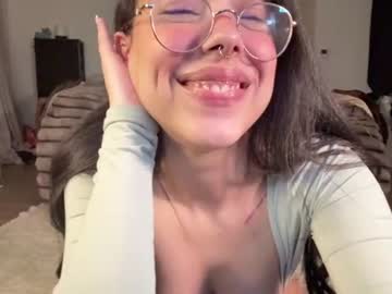Maemariposa Chaturbate stream image from July 21, 2026
