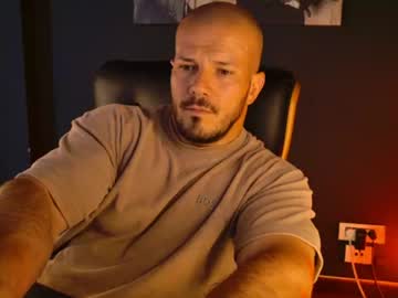 Angeloeric Chaturbate stream image from July 21, 2026