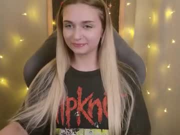 Lucysbrain Chaturbate stream image from July 21, 2026