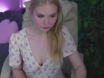 Leylareed Chaturbate stream image from July 22, 2026